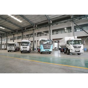 Durable Bulk Feed Truck with Low Residual Discharge